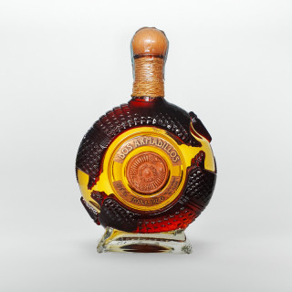 DOS ARMADILLOS ANEJO